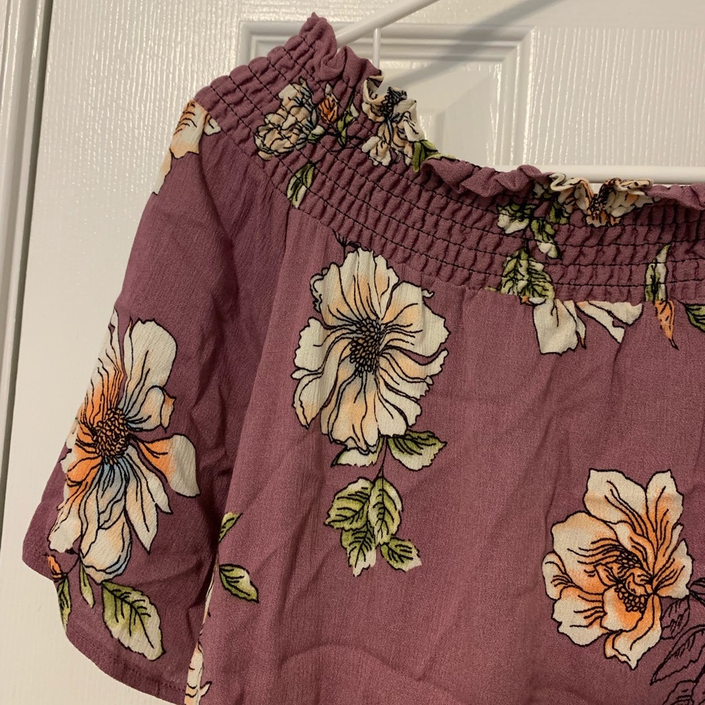 NWOT Purple Floral Ruffle Top - Picture 2 of 5